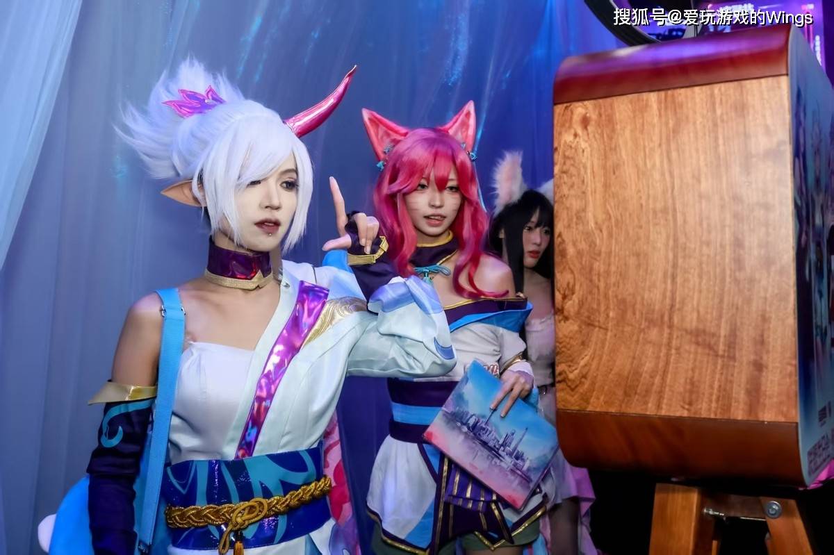 大巴免费接送，还有免费周边——LOL生日会竟如此阔绰！