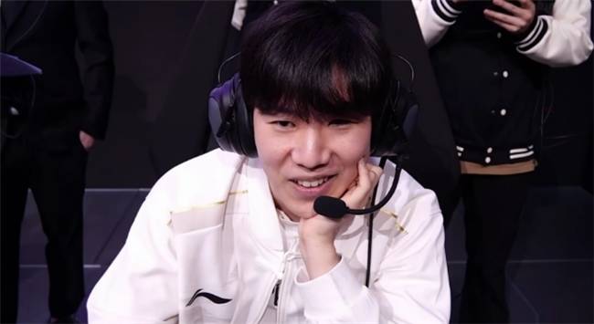 【一竞技1JingJi】LOL：LPL转会期改革失败 众多一线选手休息或退役！